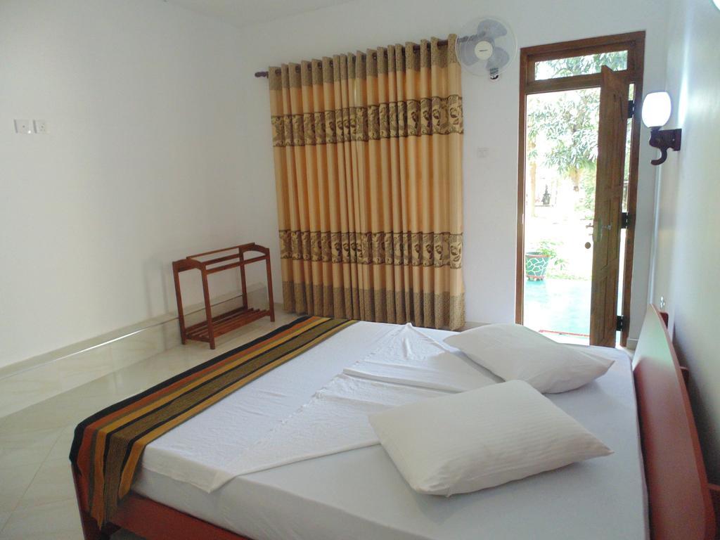 White Eagle Hotel Sigiriya Bilik gambar