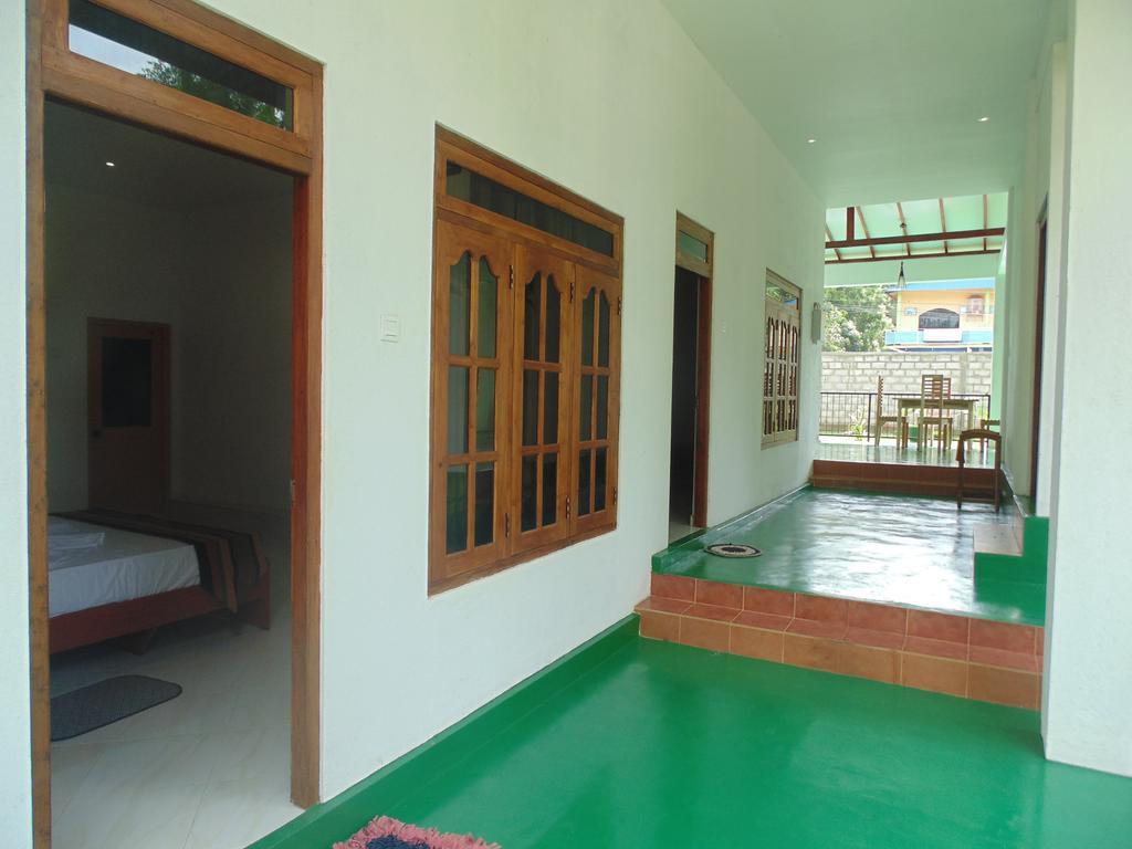 White Eagle Hotel Sigiriya Luaran gambar